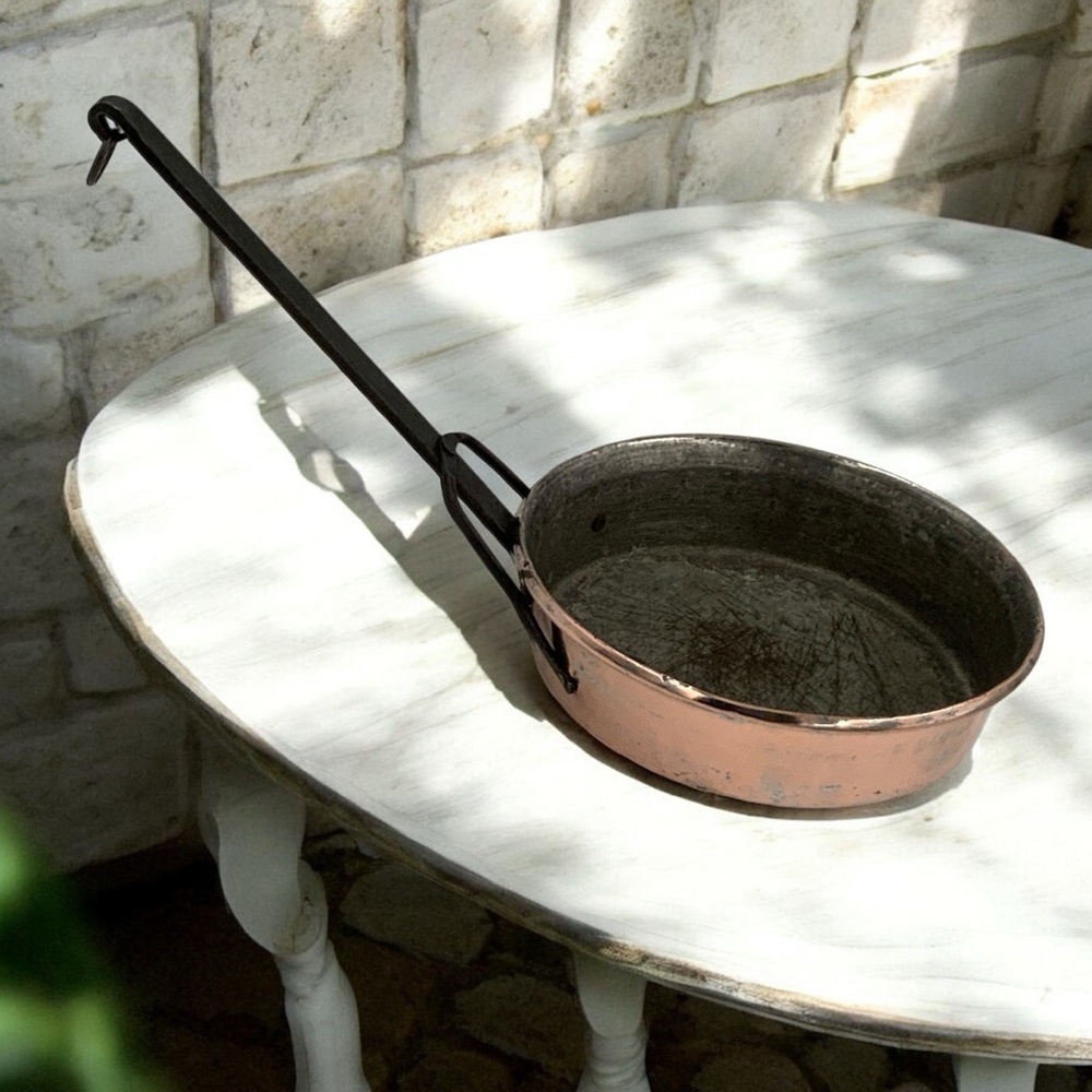 Antique c1800s Rustic Thick Copper Sauté Pan, Long Hand Forged Iron Handle - Picture 2 of 10